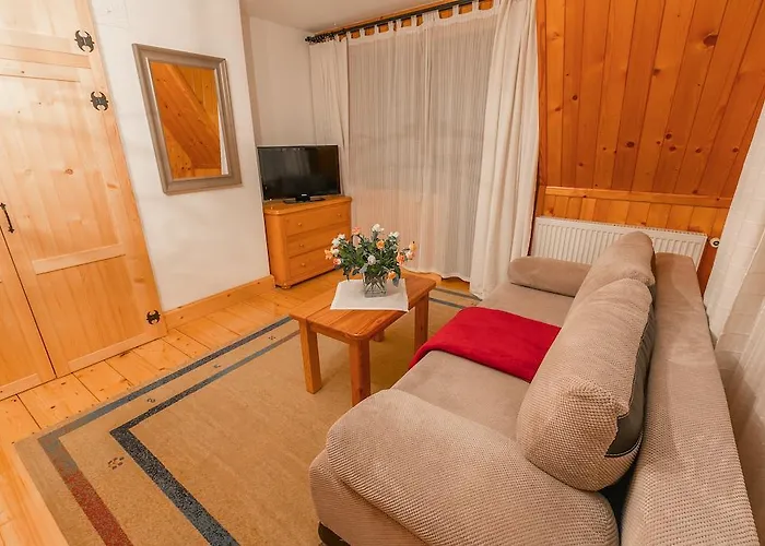 Sosna كوشتيليسكا